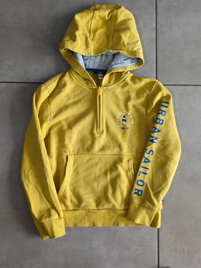 Superbe pull okaidi 10 ans