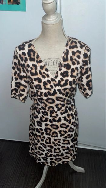 H&M - Robe courte portefeuille - Taille M - Léopard - 🐆 - Neuve avec étiquette 