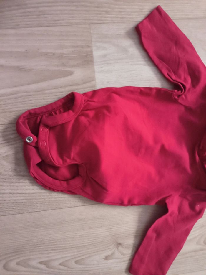 Bodies - photo numéro 3