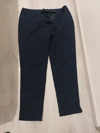 Pantalon bleu nuit