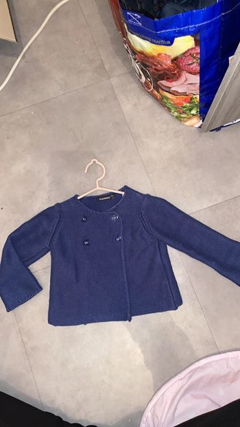 Gilet bleu marine bébé