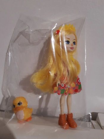 Enchantimals dinah doll