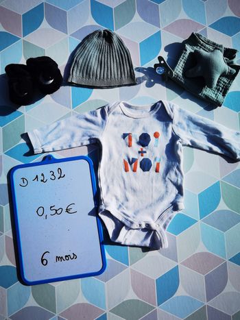 D1232 - body garçon 6 mois