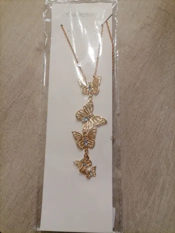 Collier papillon