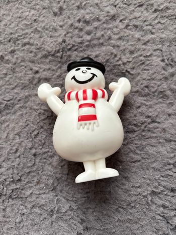 Figurine mcdo bonhomme de neige 2018