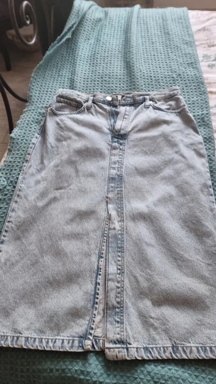 Jupe en jean mi longue denim claire