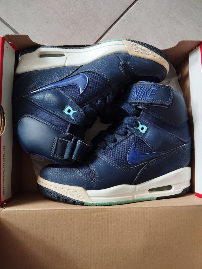 Nike montantes 36.5 - photo numéro 6