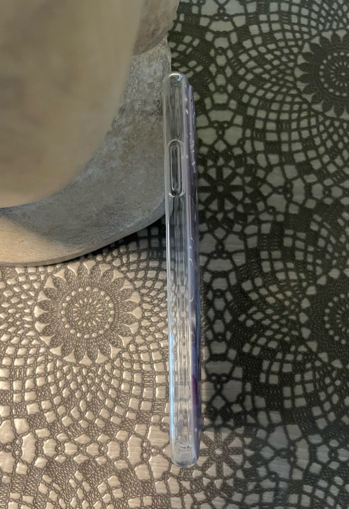 Coque iPhone 11 neuve - photo numéro 3