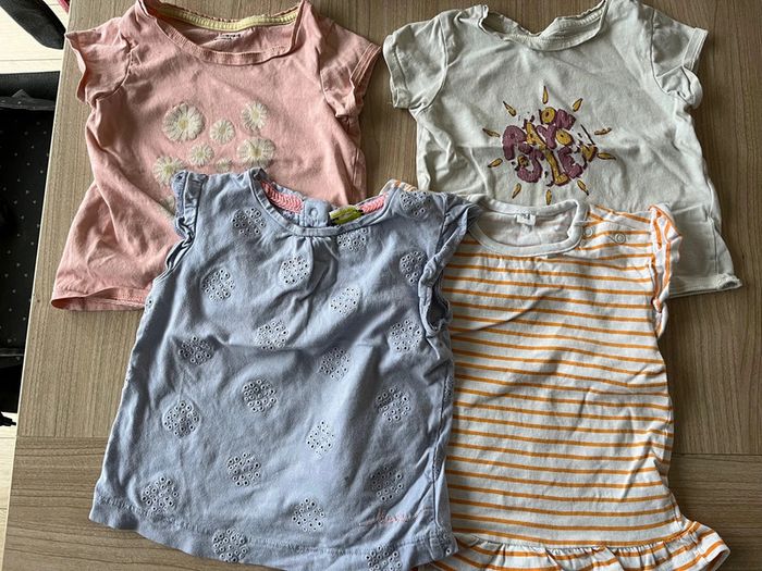 Lot de tee shirts - photo numéro 2