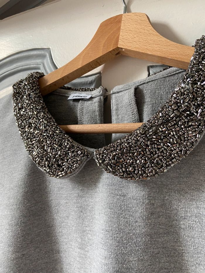 Sweat léger Pimkie gris clair col Claudine perlé taille M - photo numéro 4