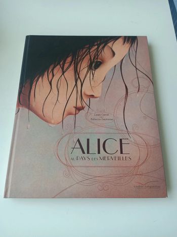 Livre Alice au pays des merveilles illustré (texte integral - éditions gautier- languereau)