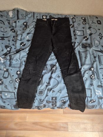 Jean levis