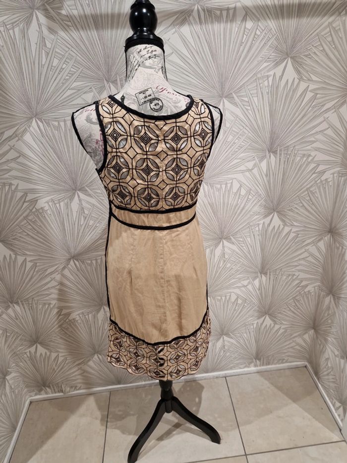 Jolie robe chic beige et noire taille 36 - photo numéro 2