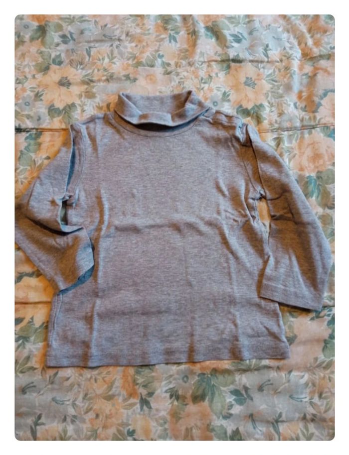 Sous pulls kidkanai 4 ans