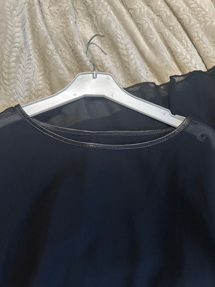 Jolie haut légèrement évasée taille unique - photo numéro 3