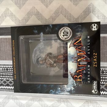 Figurine