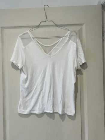 T-shirt taille L