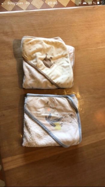 Lot 2 sorties de bain