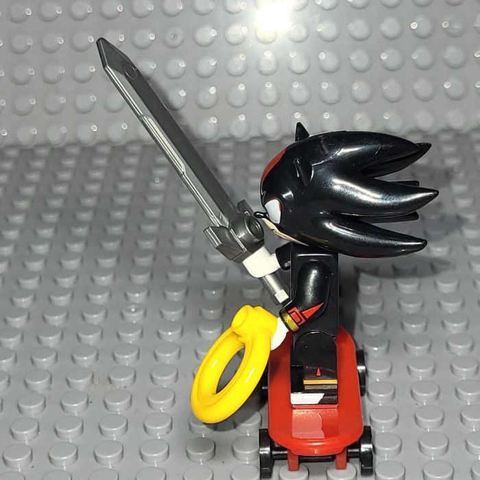 Minifigure / Figurine 🎮 Sonic The Hedgehog 🪙 Shadow - photo numéro 2