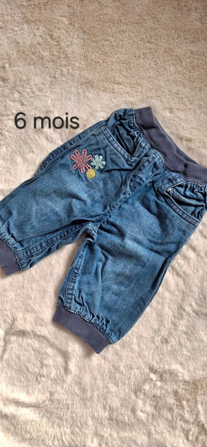 Jeans fille taille 6 mois