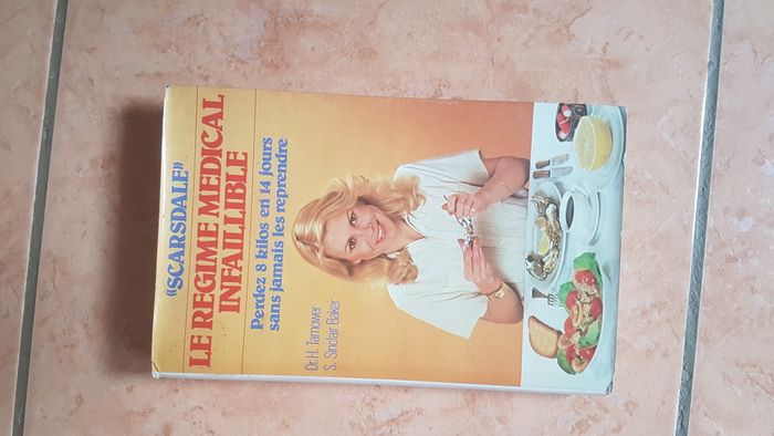 Livre "Le régime médical infaillible" - photo numéro 1