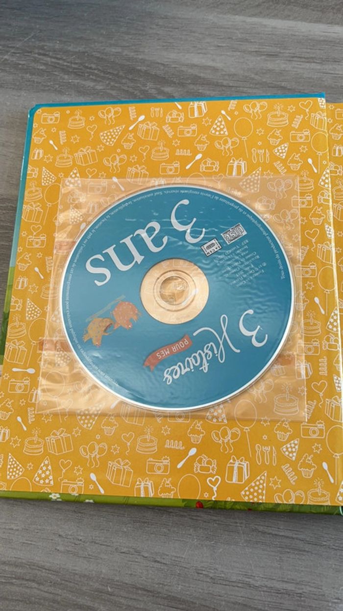 Livre histoires pour mes 3 ans - photo numéro 2