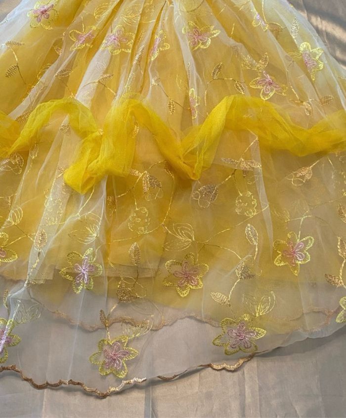 Déguisement robe princesse jaune avec des roses 7ans - photo numéro 9
