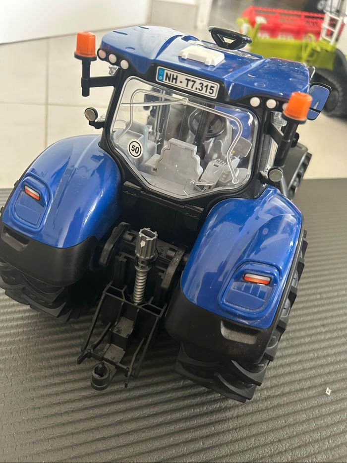 Tracteur New Holland T7.315 avec chargeur frontal bruder - photo numéro 3
