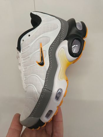 Basket enfants T. 29