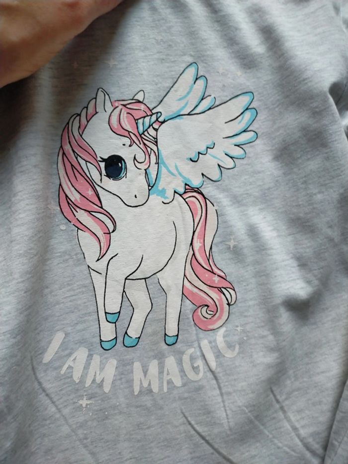 Lot robes licorne 7/8 ans - photo numéro 4