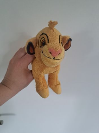 Peluche roi lion