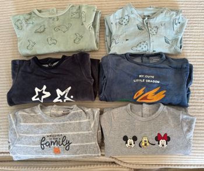 Lot pyjamas 18 Mois