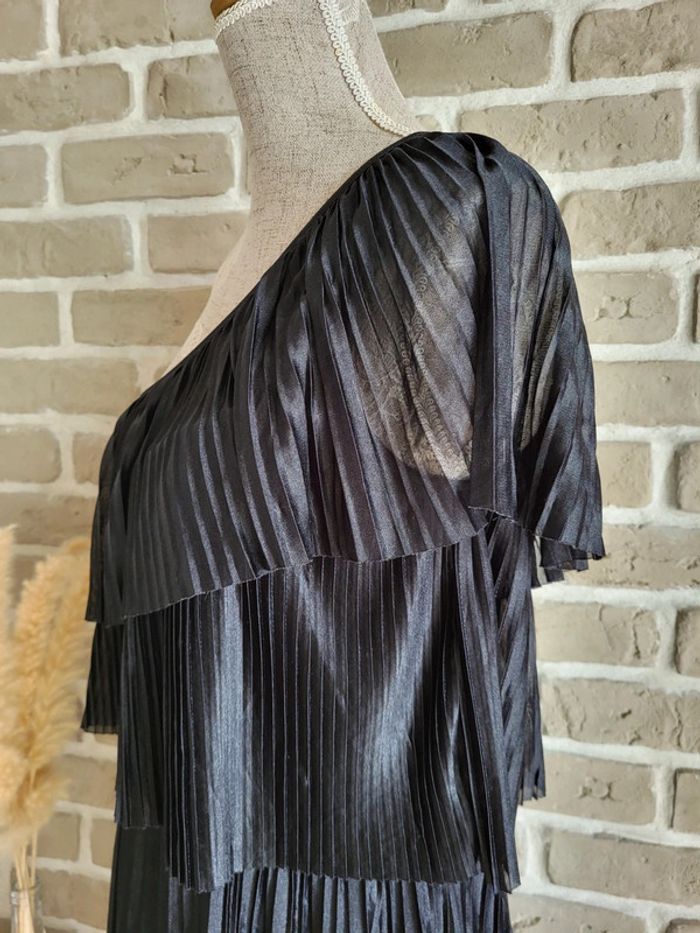Robe de soirée tissu satiné noir et volants - Vintage Pull&Bear - photo numéro 9