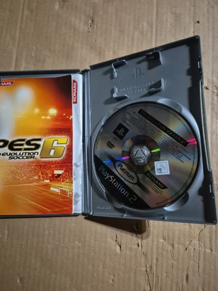 Pro Evolution Soccer 6 pour PS2 - photo numéro 3