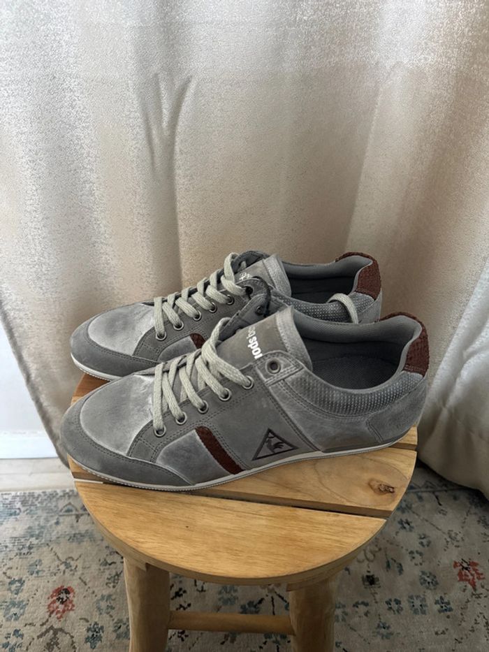 Baskets Le Coq Sportif grises et bordeaux – Homme – Taille 42 neuves