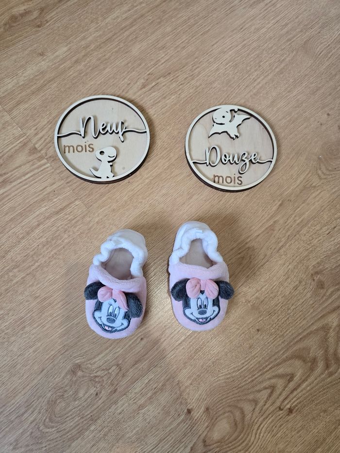 Vêtement Bébé Fille - Pantoufle Minnie  - Disney - 9/12 mois