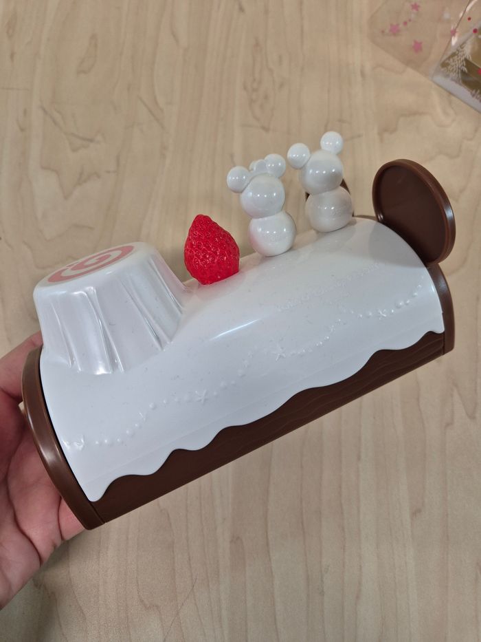 Boite plastique Tokyo Disney Resort : Bûche de Noël - photo numéro 5