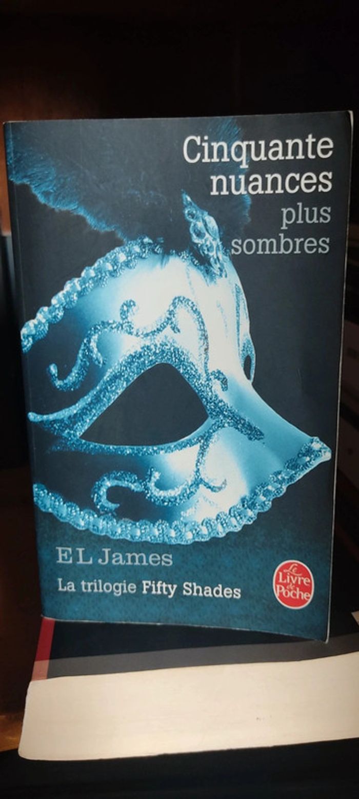 Cinquante nuances plus sombres - EL James