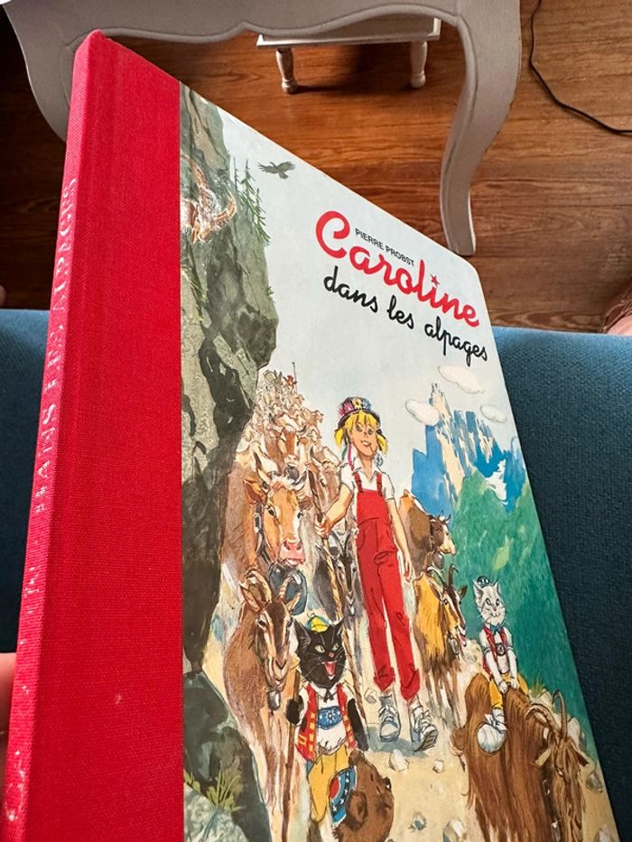 Livre album bd Pierre Probst collector relié rouge Caroline dans les Alpages montagne - photo numéro 2