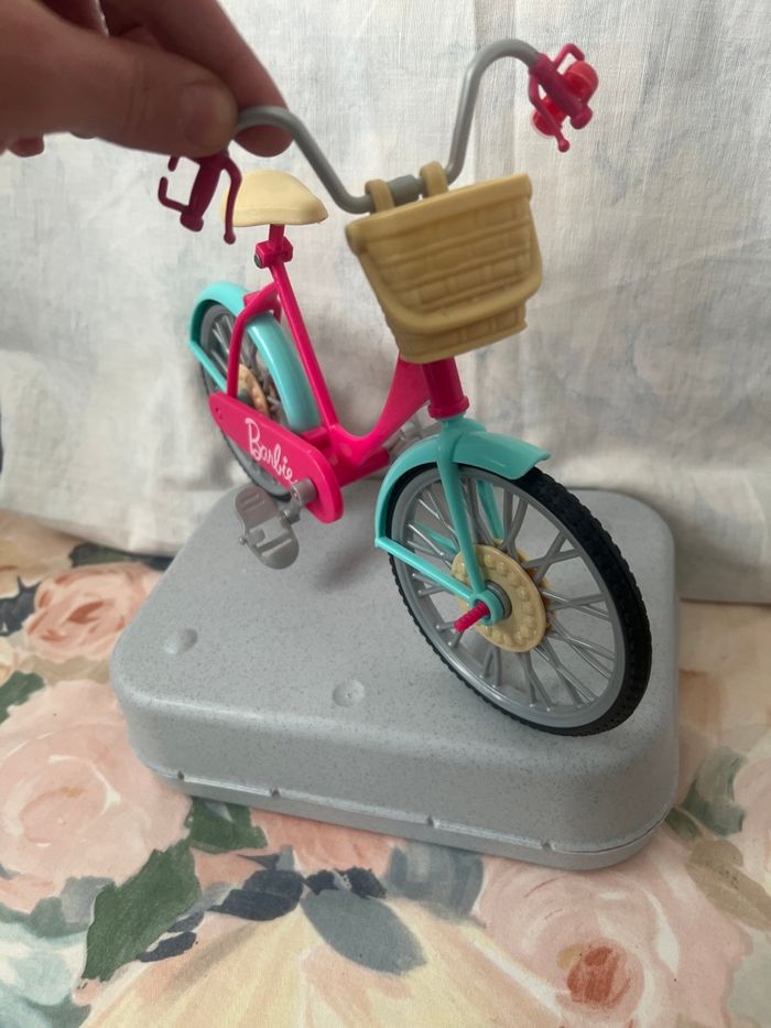 Vélo de barbie - photo numéro 3