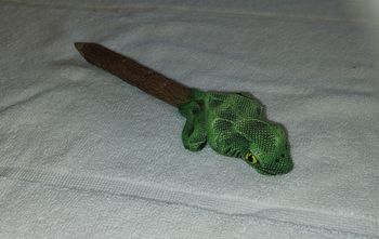 crayon à papier grenouille sur bâton