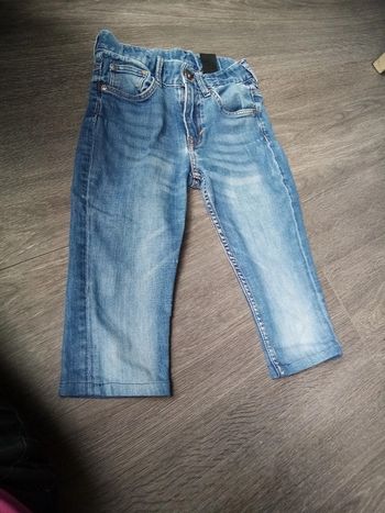 Pantacourt skinny fit T. 140