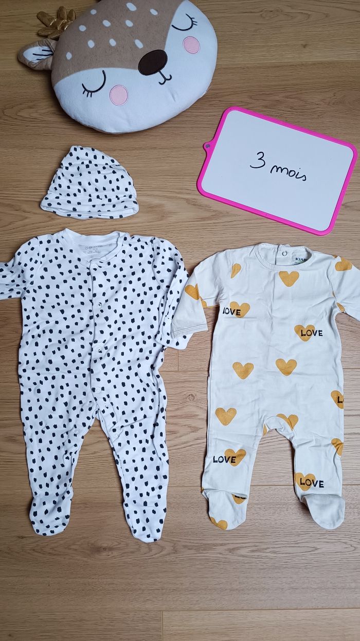 Lot 2 pyjamas 3 mois