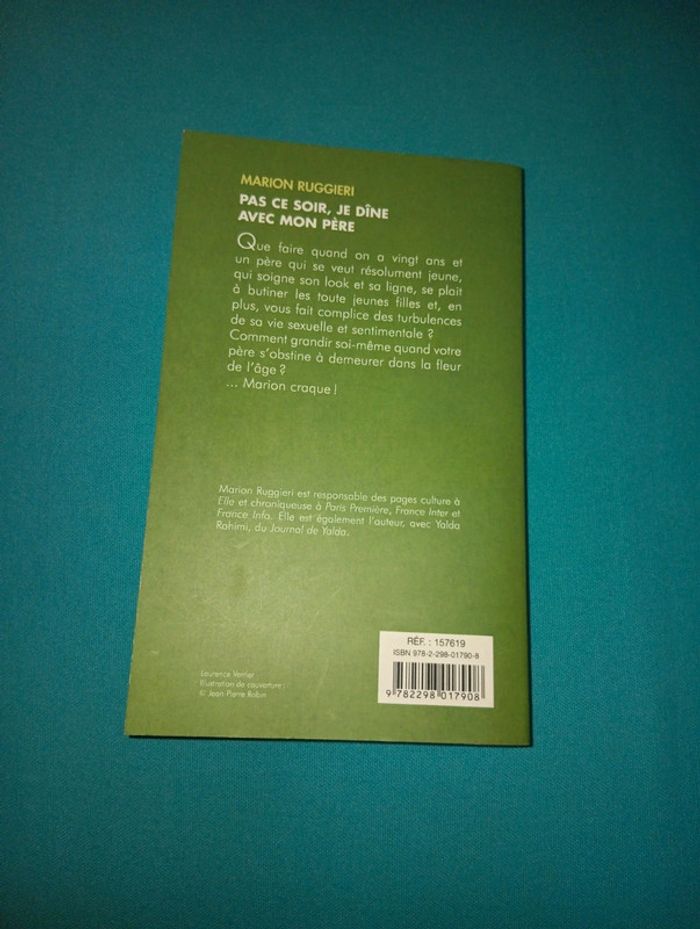 Livre Pas ce soir,  je dîne avec mon père - photo numéro 2