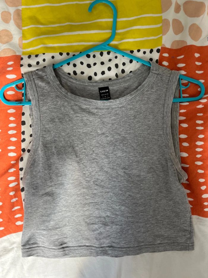 Lot de 3 Tops - photo numéro 2