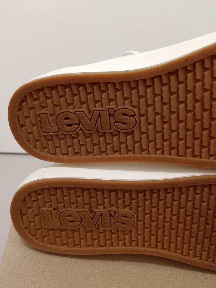Tennis femme pointure 38 marque Levi's neuf sans étiquette - photo numéro 5