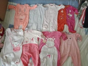 Lot 8 Pyjama 6mois hiver TBE