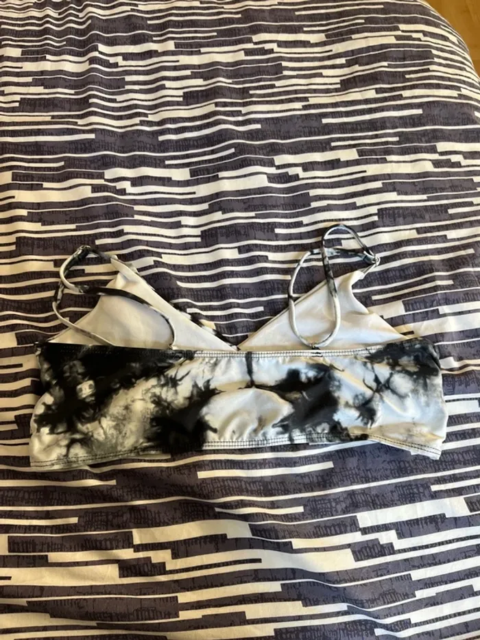 Haut de maillot de bain - photo numéro 2