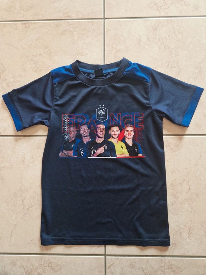 Tee shirt fff 2 etoiles 8 ans