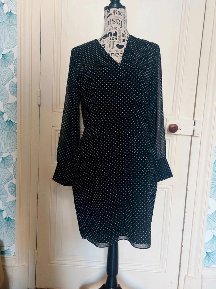 Robe à pois noire L